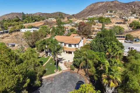 View/Area - 23585 Wildomar Trl, Wildomar, CA 92595 photo 6 of 12