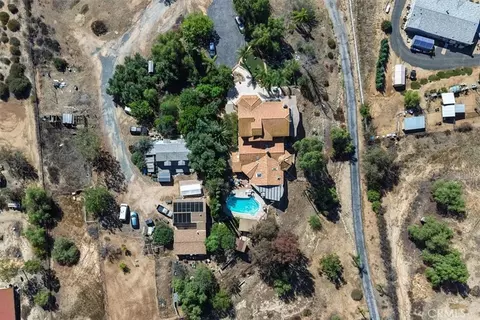View/Area - 23585 Wildomar Trl, Wildomar, CA 92595 photo 3 of 12
