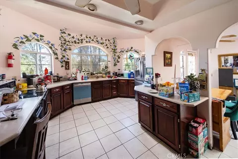 Kitchen - 23585 Wildomar Trl, Wildomar, CA 92595 photo 1 of 1