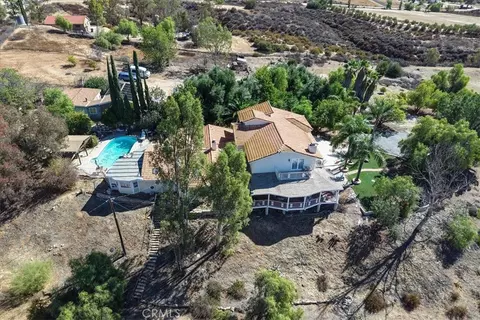 View/Area - 23585 Wildomar Trl, Wildomar, CA 92595 photo 1 of 12