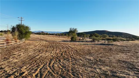0 Shadowfax Trl, Sage, CA 92544 photo 14