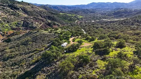 25 Vuelta Grande, Temecula, CA 92590 photo 4