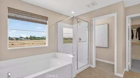 Bath - 36657 Altisma Dr, Winchester, CA 92596 photo 3 of 3