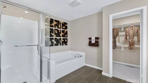 Bath - 36645 Altisma Dr, Winchester, CA 92596 photo 4 of 4
