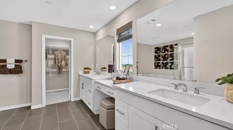 Bath - 36645 Altisma Dr, Winchester, CA 92596 photo 3 of 4