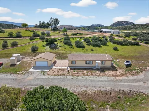 39230 Grassy Rd, Temecula, CA 92592 photo 2