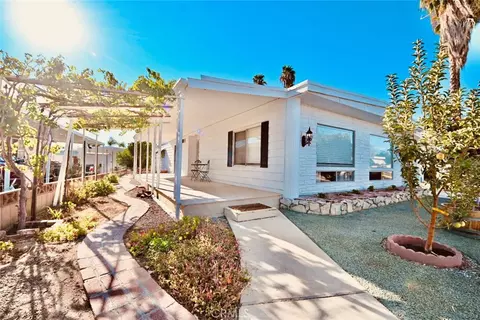 131 Santa Clara, Hemet, CA 92543