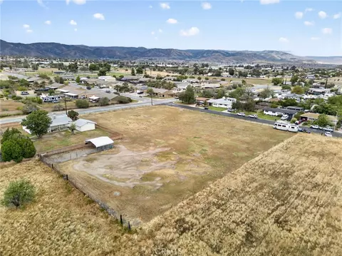 View/Area - 514 E Victory, Banning, CA 92220 photo 6 of 11