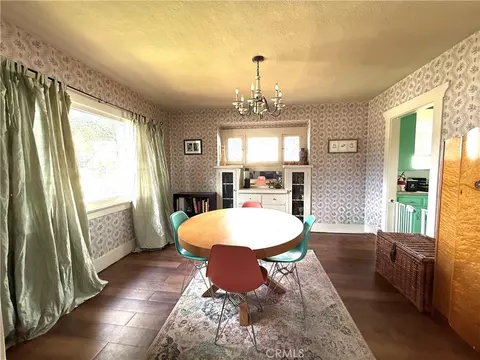 Dining - 108 S Oak Ave, Pasadena, CA 91107 photo 1 of 2