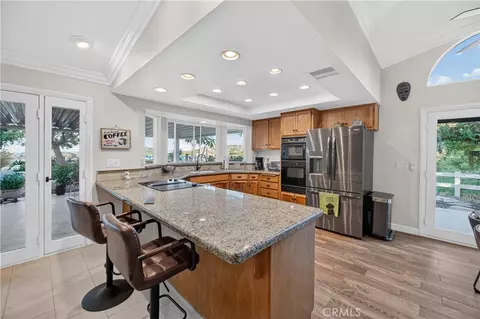 Kitchen - 32485 Crooked Arrow, Wildomar, CA 92595 photo 3 of 4