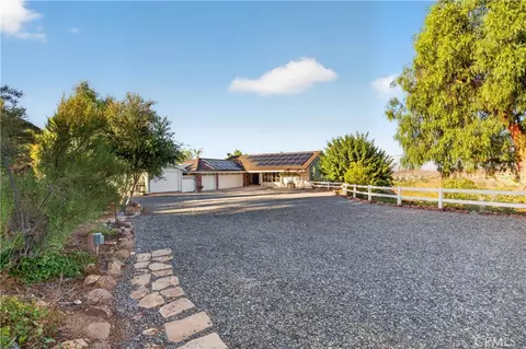 Exterior - 32485 Crooked Arrow, Wildomar, CA 92595 photo 2 of 14