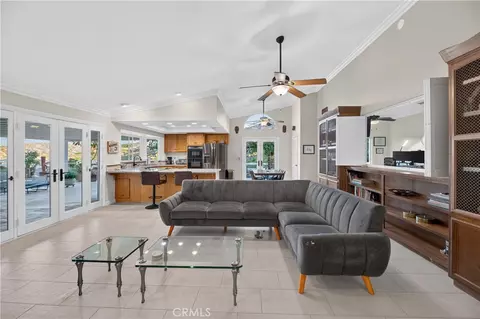 Living - 32485 Crooked Arrow, Wildomar, CA 92595 photo 2 of 2