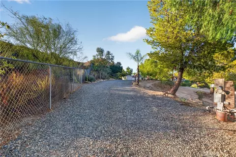 Exterior - 32485 Crooked Arrow, Wildomar, CA 92595 photo 12 of 14