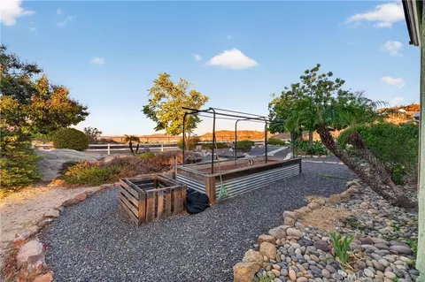 Exterior - 32485 Crooked Arrow, Wildomar, CA 92595 photo 10 of 14