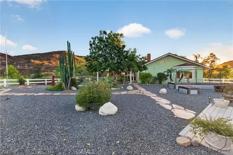 Exterior - 32485 Crooked Arrow, Wildomar, CA 92595 photo 6 of 14
