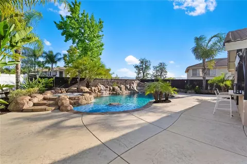 Exterior - 40325 Odessa Dr, Temecula, CA 92591 photo 16 of 17