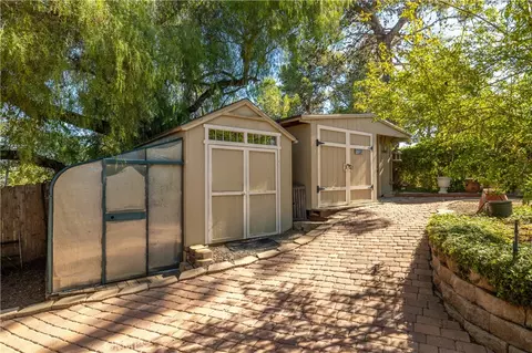 Exterior - 1119 Vale Vw, Vista, CA 92081 photo 7 of 11