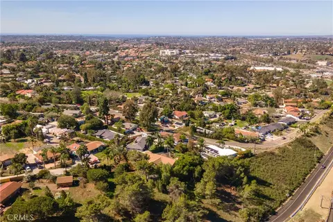 View/Area - 1119 Vale Vw, Vista, CA 92081 photo 4 of 4