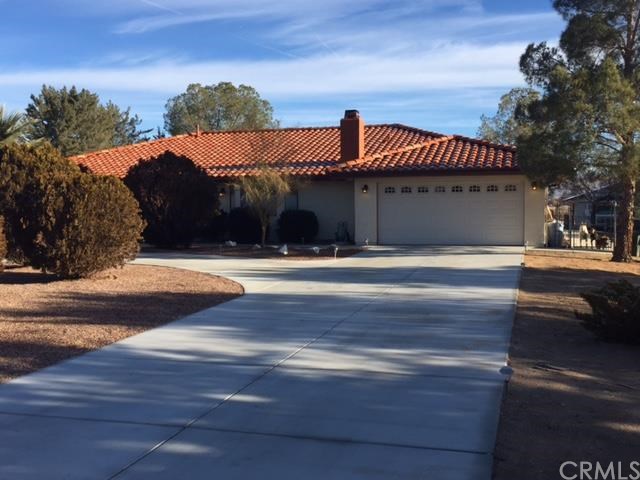 21310 Pineridge Ave, Apple Valley, CA 92307 photo 1