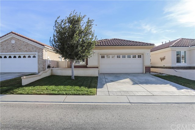 979 Wind Flower Rd, Beaumont, CA 92223 photo 1