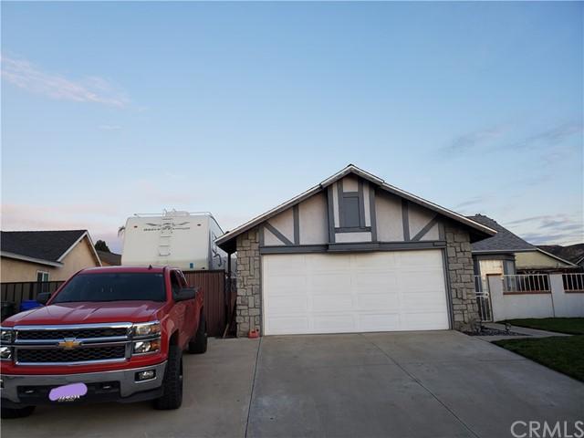 11737 Driftwood Dr, Fontana, CA 92337 13 Photos MLS 