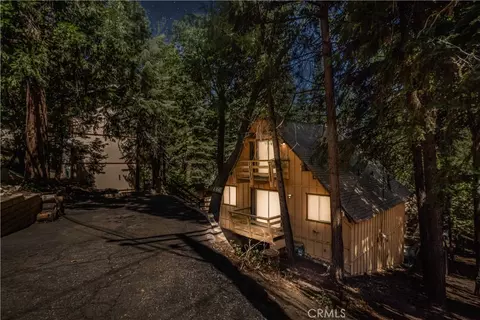 31446 Overhill Dr, Running Springs, CA 92382 photo 1