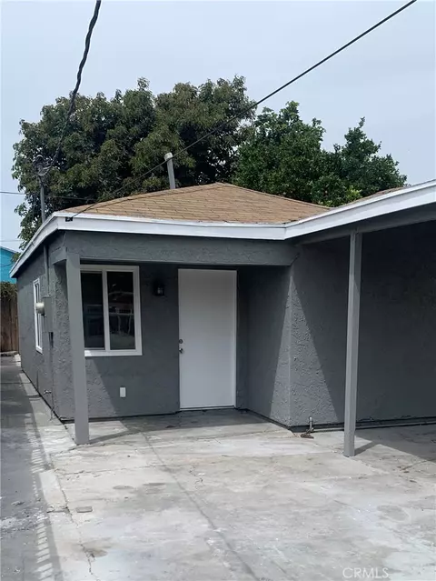 2049 E Stockwell St, Compton, CA 90222 photo 1