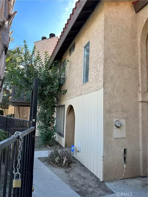 141 Tiger Ln, San Jacinto, CA 92583