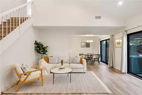 642 W Huntington Dr #6, Arcadia, CA 91007