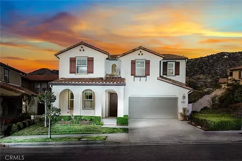 645 E Mandevilla Way, Azusa, CA 91702