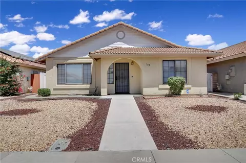 702 Alondra Dr, Hemet, CA 92545
