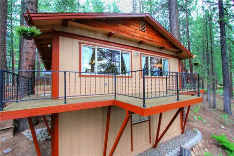 1334 Meadow Crest Dr, South Lake Tahoe, CA 96150