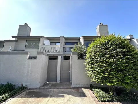 2220 E Chapman Ave #40, Fullerton, CA 92831