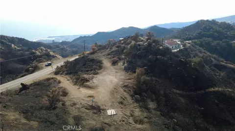 24651 Piuma Rd, Malibu, CA 90265 photo 2
