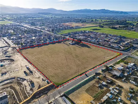 1817 W 7th St, San Jacinto, CA 92582