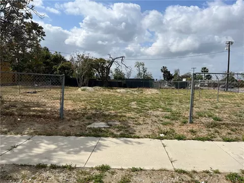 736 E California St, Ontario, CA 91761