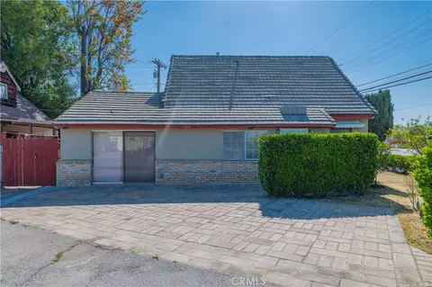 1104 N Fairvalley Ave, Covina, CA 91722
