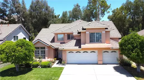 29058 Rosewood Ln, Highland, CA 92346
