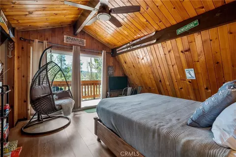 Bedroom - 865 Bear Mtn, Big Bear City, CA 92314 photo 2 of 11