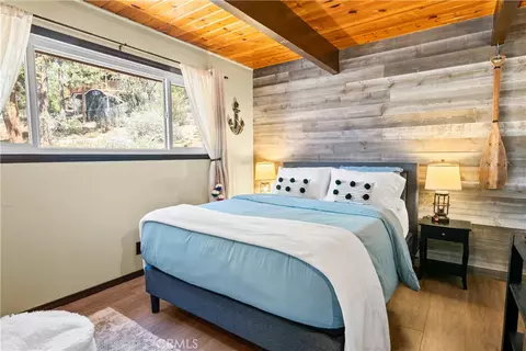 Bedroom - 865 Bear Mtn, Big Bear City, CA 92314 photo 6 of 11