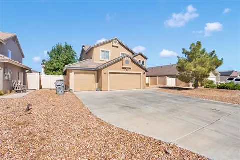 8846 Tamarisk Ave, Hesperia, CA 92344