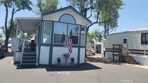 2750 W Acacia Ave #M15, Hemet, CA 92545