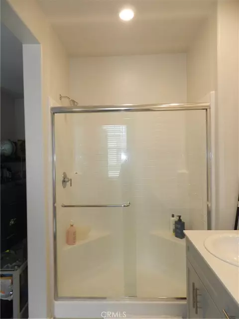 Bath - 28010 Melrose Dr, Temecula, CA 92591 photo 2 of 2