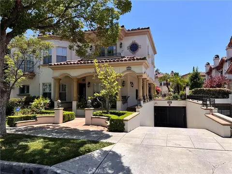 332 Allendale Rd #5, Pasadena, CA 91106