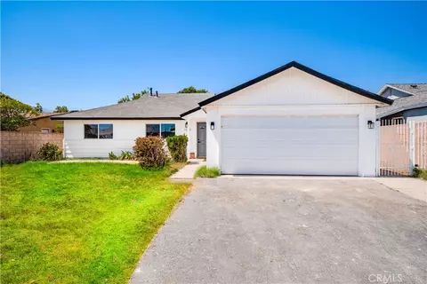 1019 E Armstead St, Azusa, CA 91702