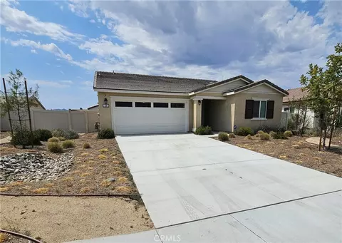 638 Moondance Ln, San Jacinto, CA 92583