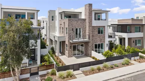 319 Novel, Irvine, CA 92618