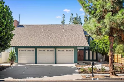 2215 Old Creek Ln, Fullerton, CA 92831