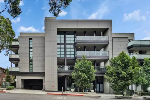 178 S Euclid Ave #202, Pasadena, CA 91101