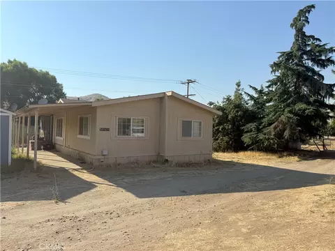 33511 Sierra Dr #1/2, Lemon Cove, CA 93244